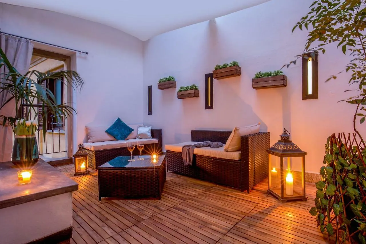 Daplace - Gio Apartment Mailand